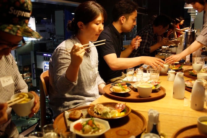 食事風景.JPG
