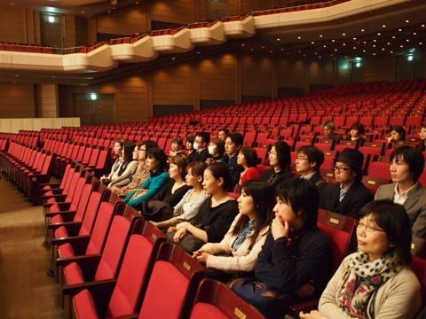 P1019984-thumb-480x360-38696.jpg